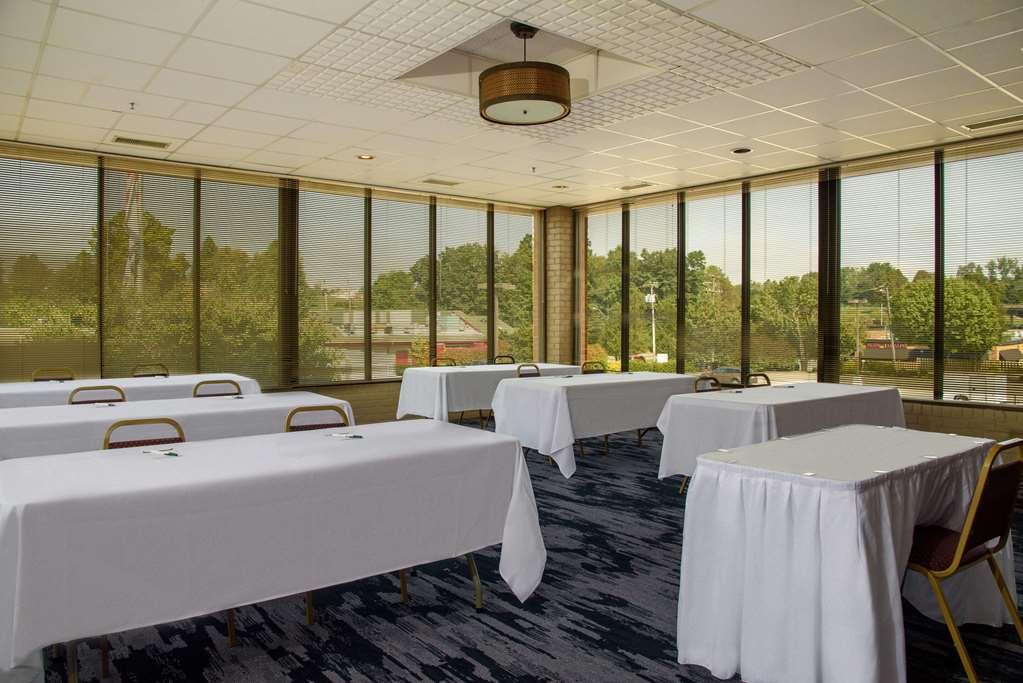 Quality Inn Lewisburg Facilități foto